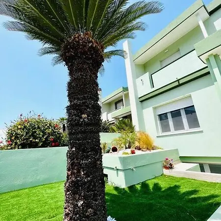 Апартаменты Sunrise Куарту-Сант'Элена